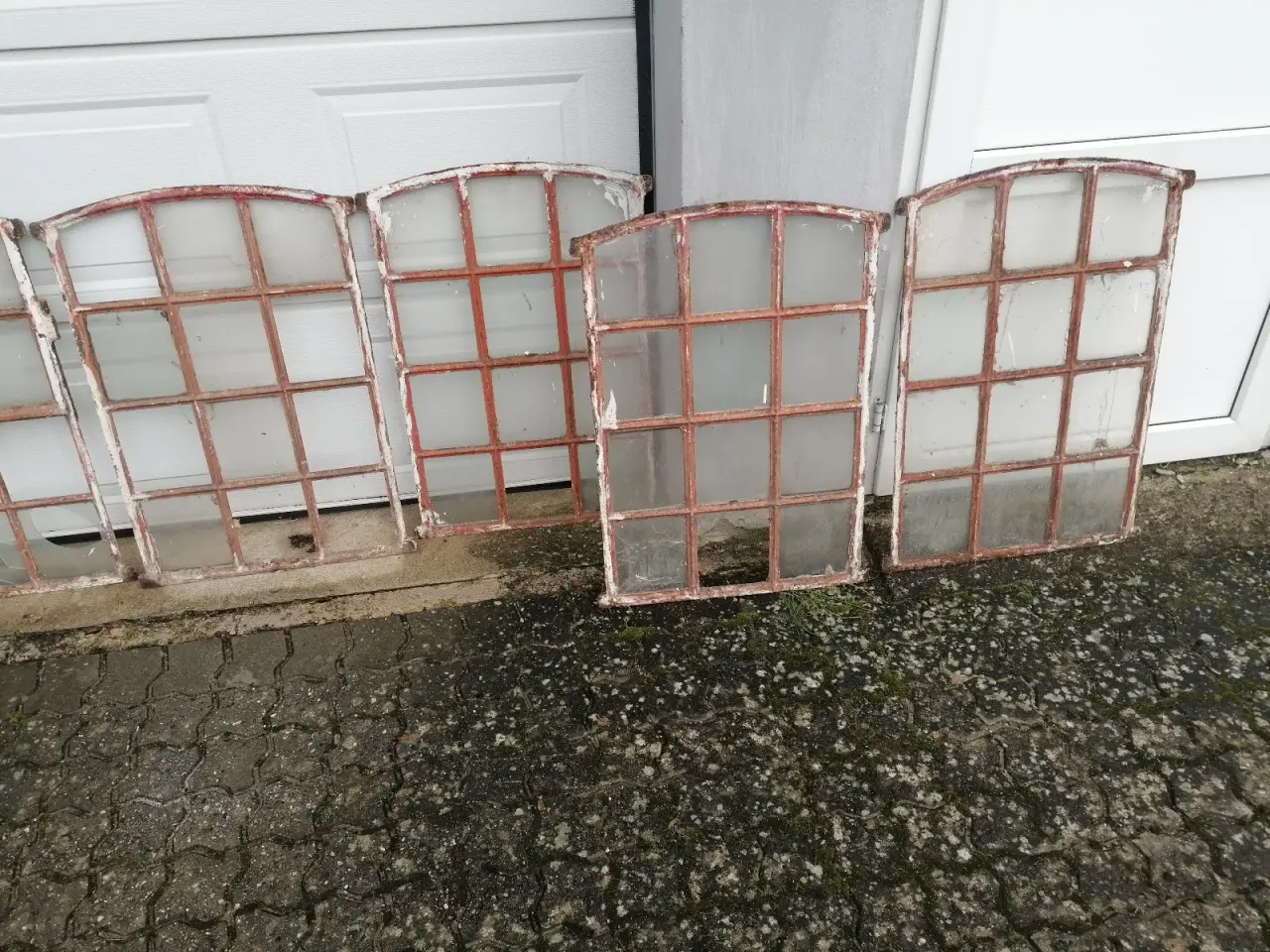 Billede 2 - Staldvinduer i Støbejern