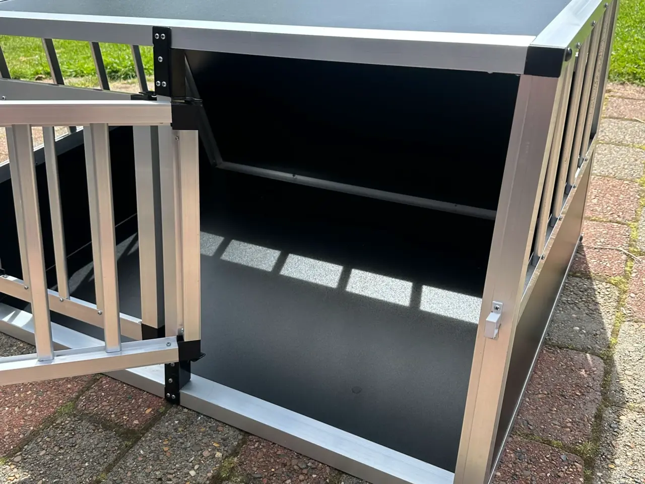 Billede 5 - Hundebur i aluminium – 89,5 x 69 x 50 cm for store