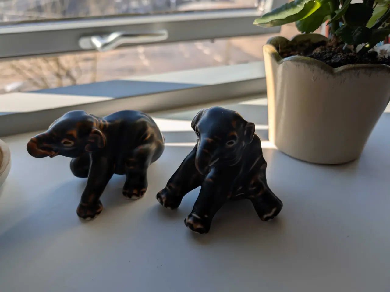 Billede 1 - 2 stks Elefantunge, Royal Copenhagen