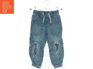 Slidte jeans til børn fra H&M (str. 98)