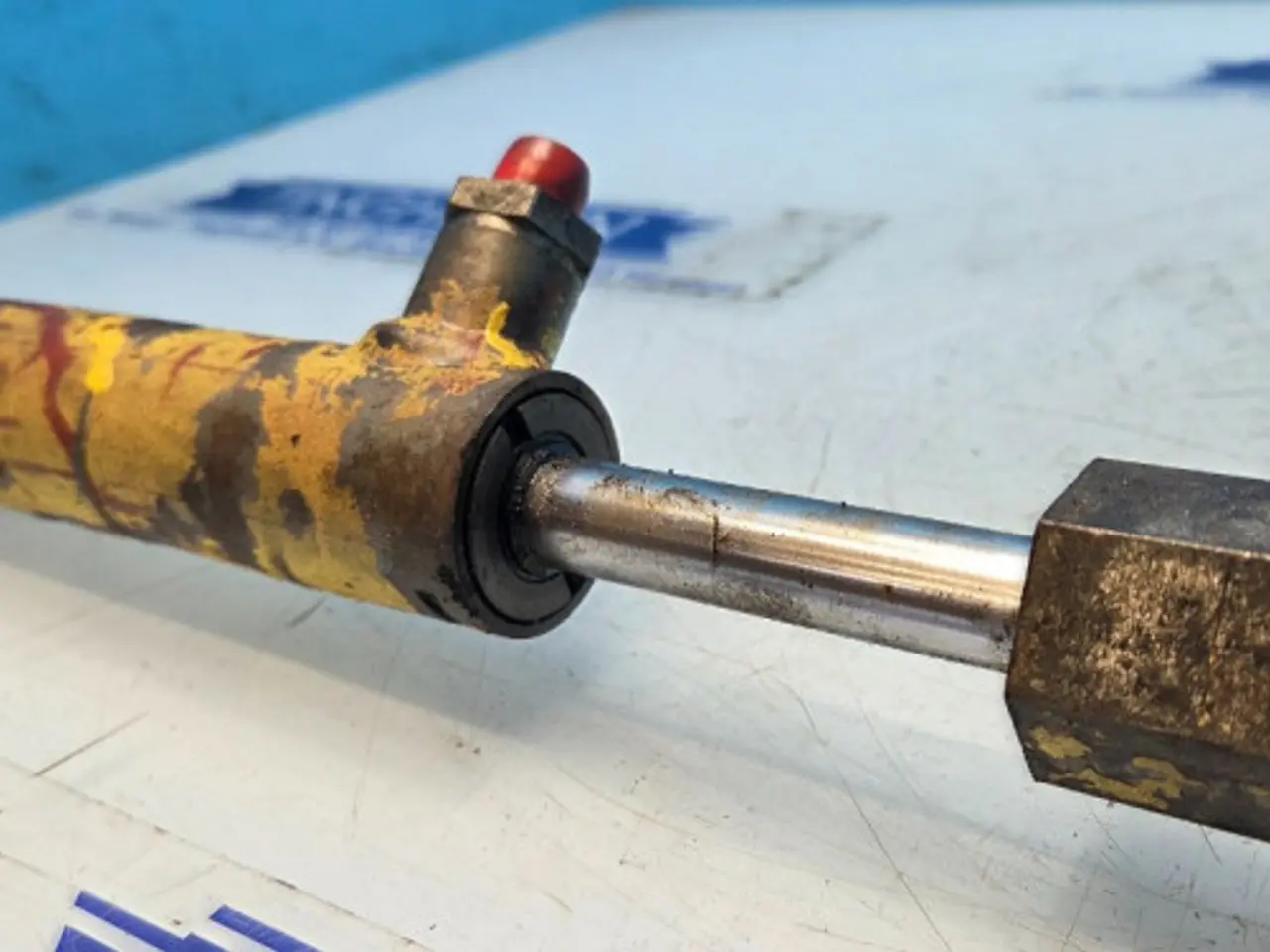 Billede 4 - New Holland 1540 Cylinder 80338043