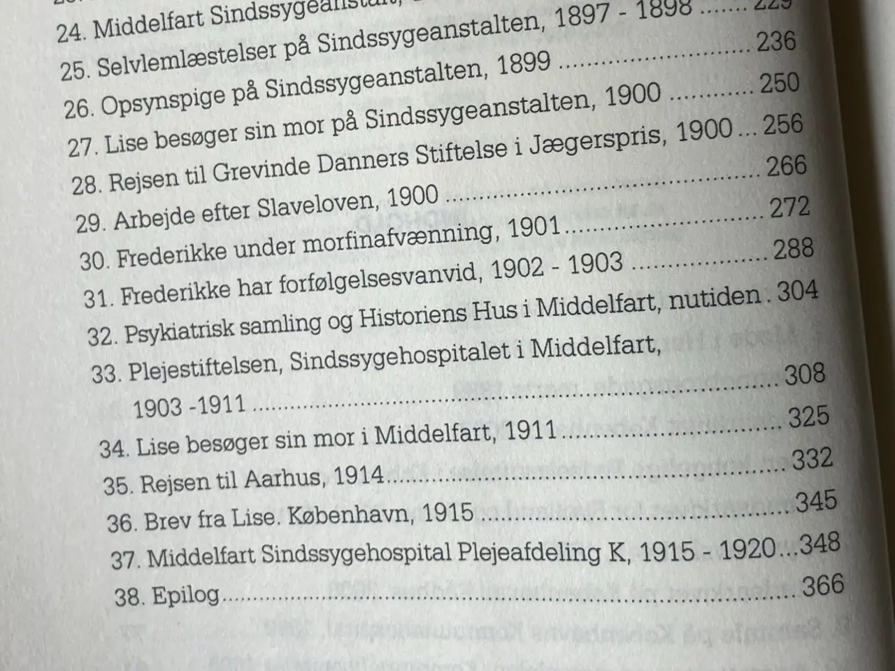 Billede 8 - Ingen sang over min vugge. Af Vibeke Rejnholt Pfei