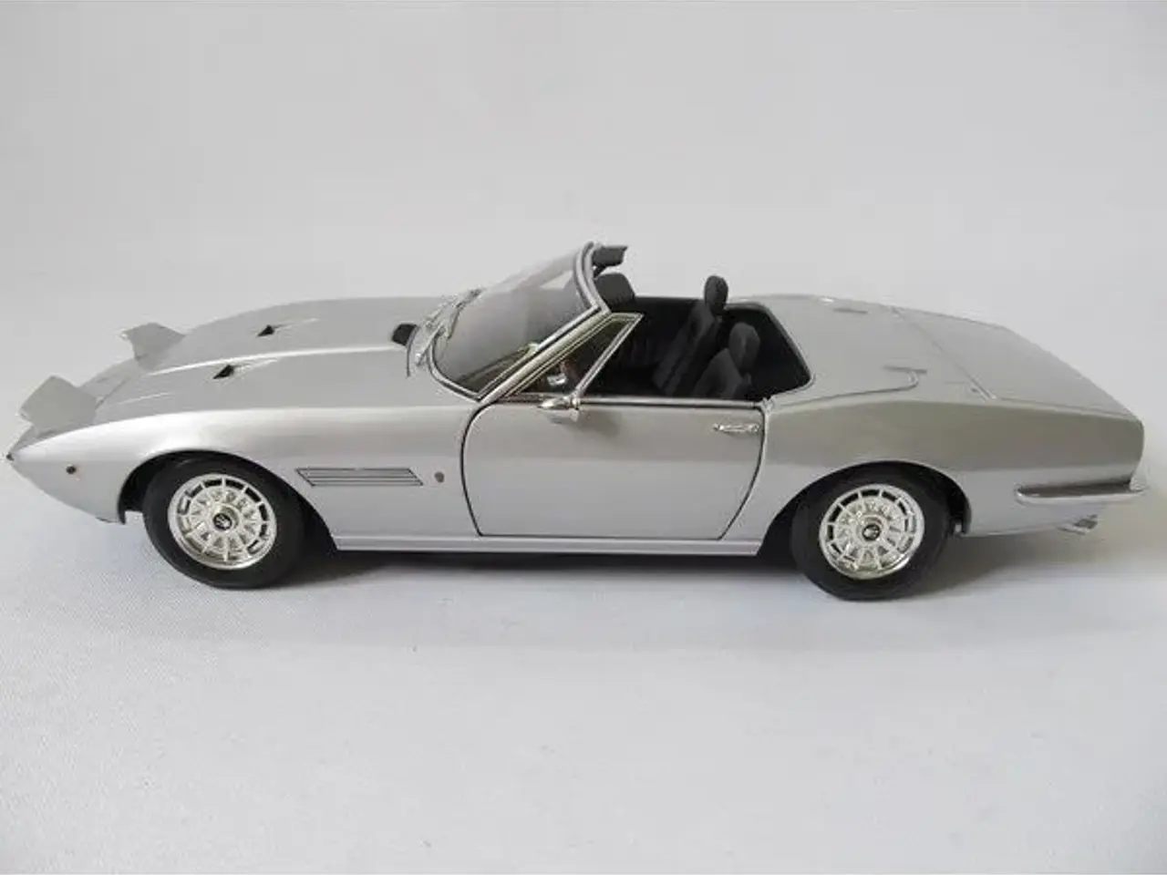 Billede 2 - 1970 Maserati Ghibli Spyder - 1:18