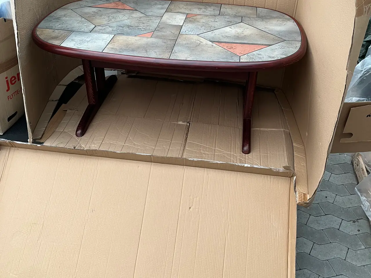 Billede 2 - Sofabord med kakler