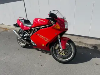 Ducati 750 supersport
