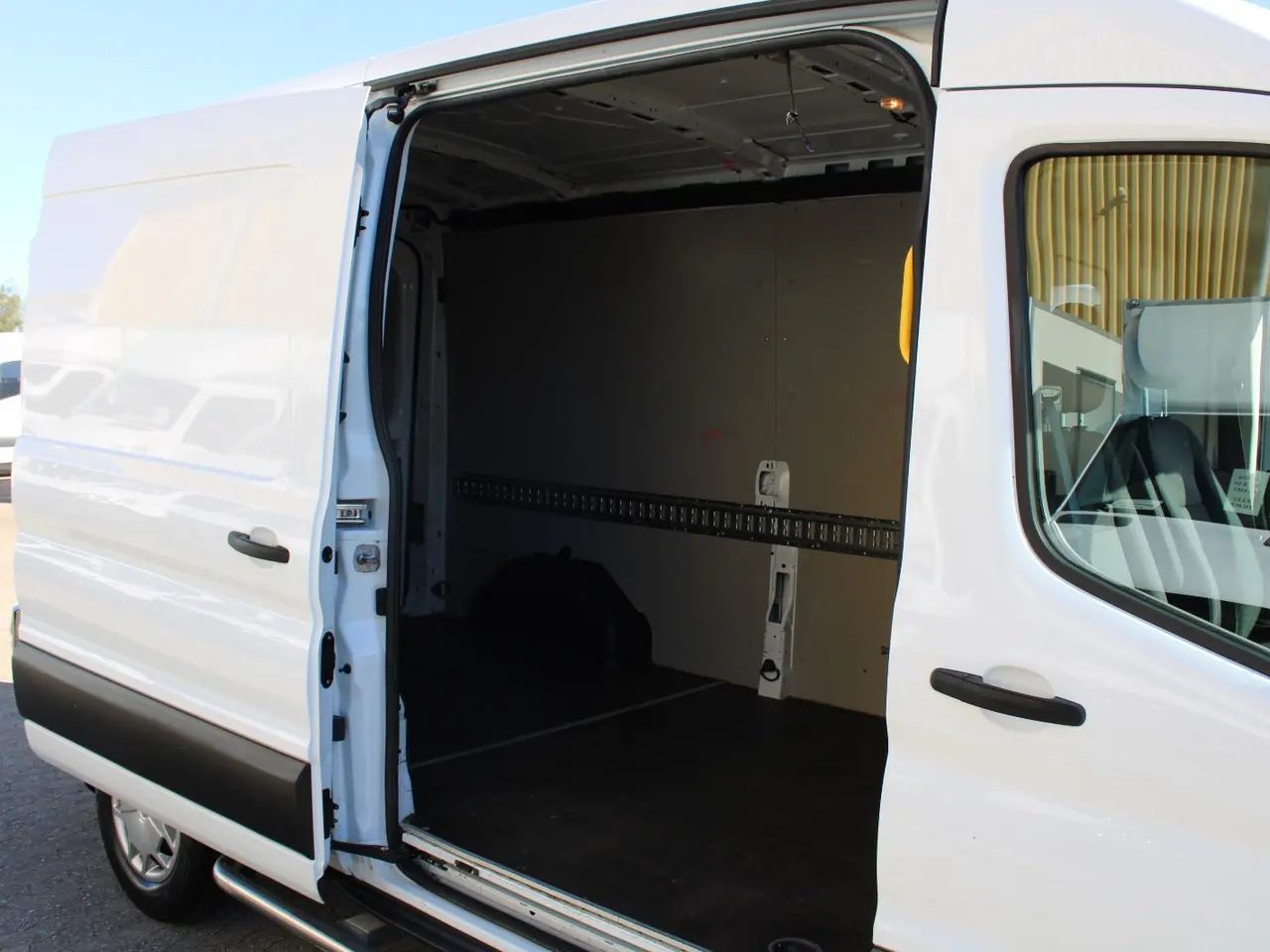 Billede 13 - Ford Transit 350 L3 Van 2,0 TDCi 130 Trend H2 FWD