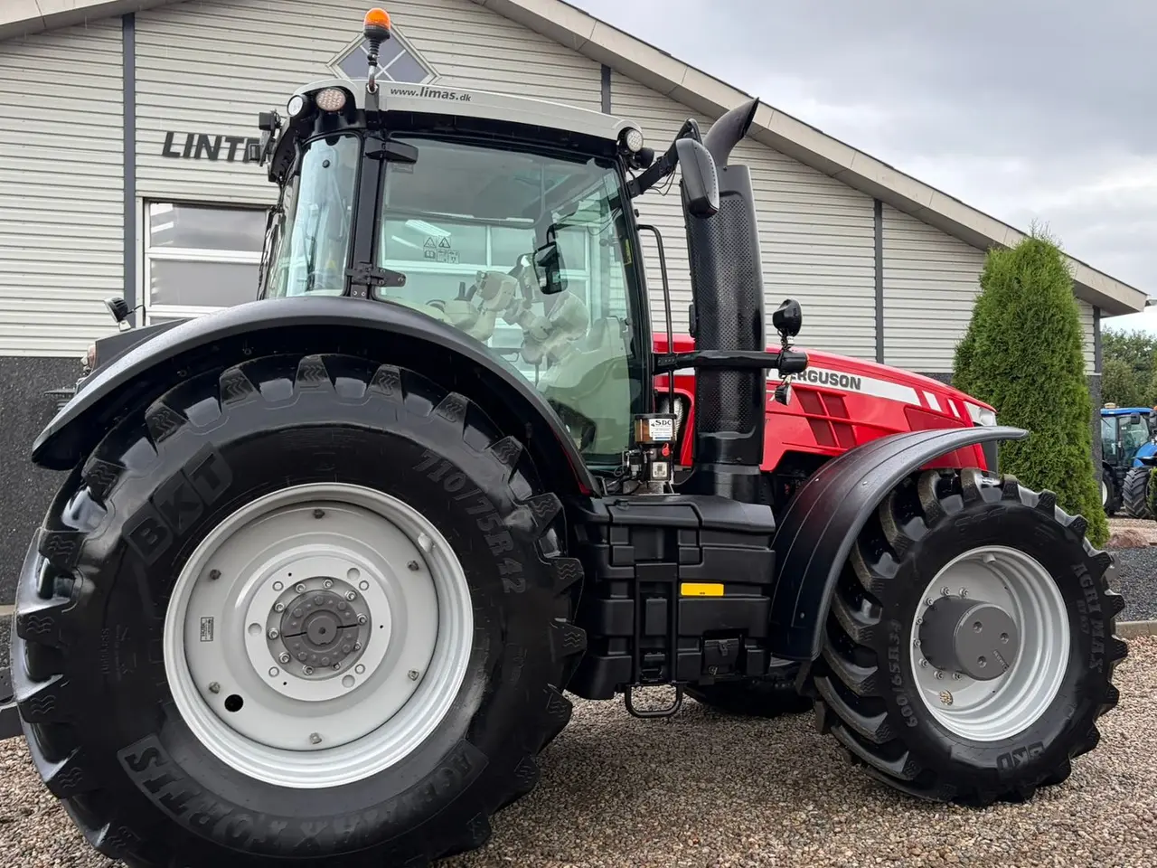 Billede 14 - Massey Ferguson 8737 Dyna VT med frontlift.