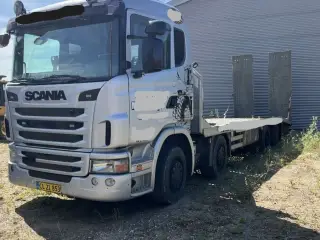 Scania 8X4 Maskintransporter med Hydrauliske slidsker