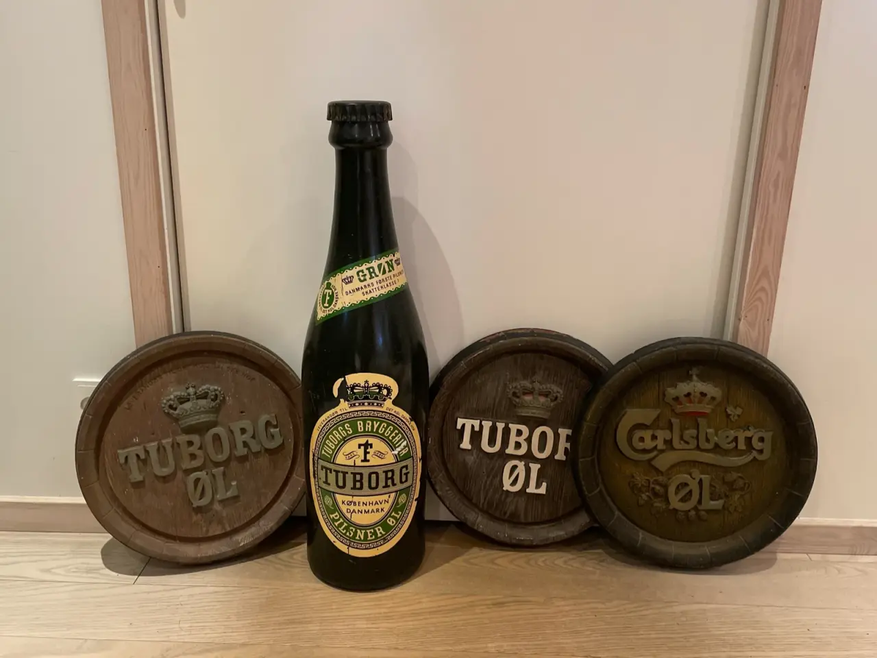 Billede 1 - Tuborg Flaske (80 cm) + 3 skilte 