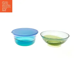 Ny Plastikskål med låg og glasskål fra Tupperware (str. Ø 23 cm)