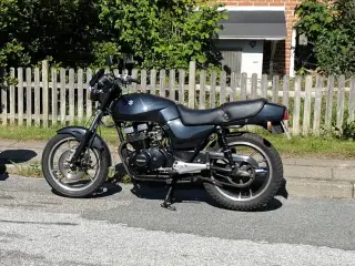 Suzuki GSX 250 