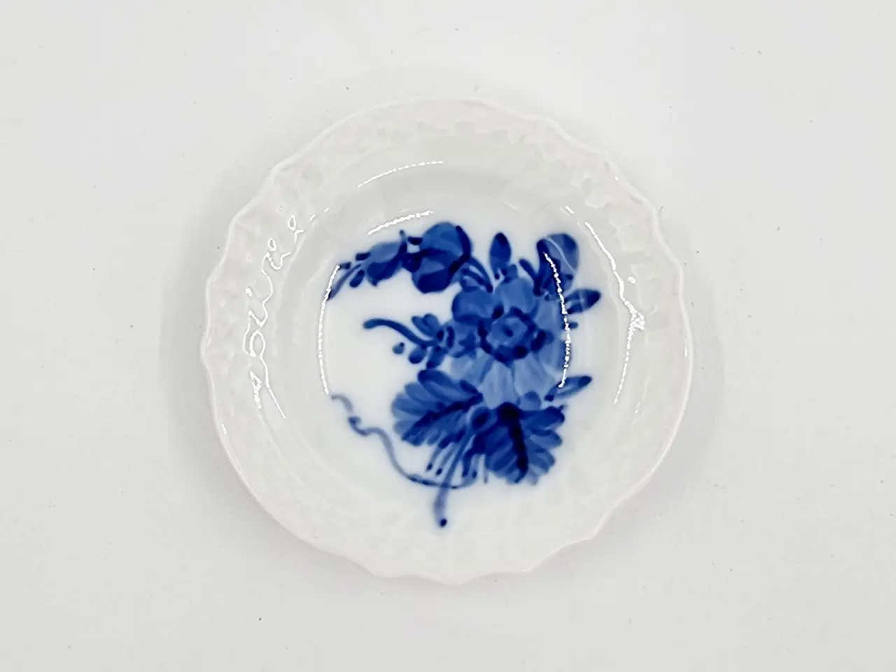 Billede 1 - Blå Blomst Svejfet Lille smør asiet nr. 10-1505. sortering 1