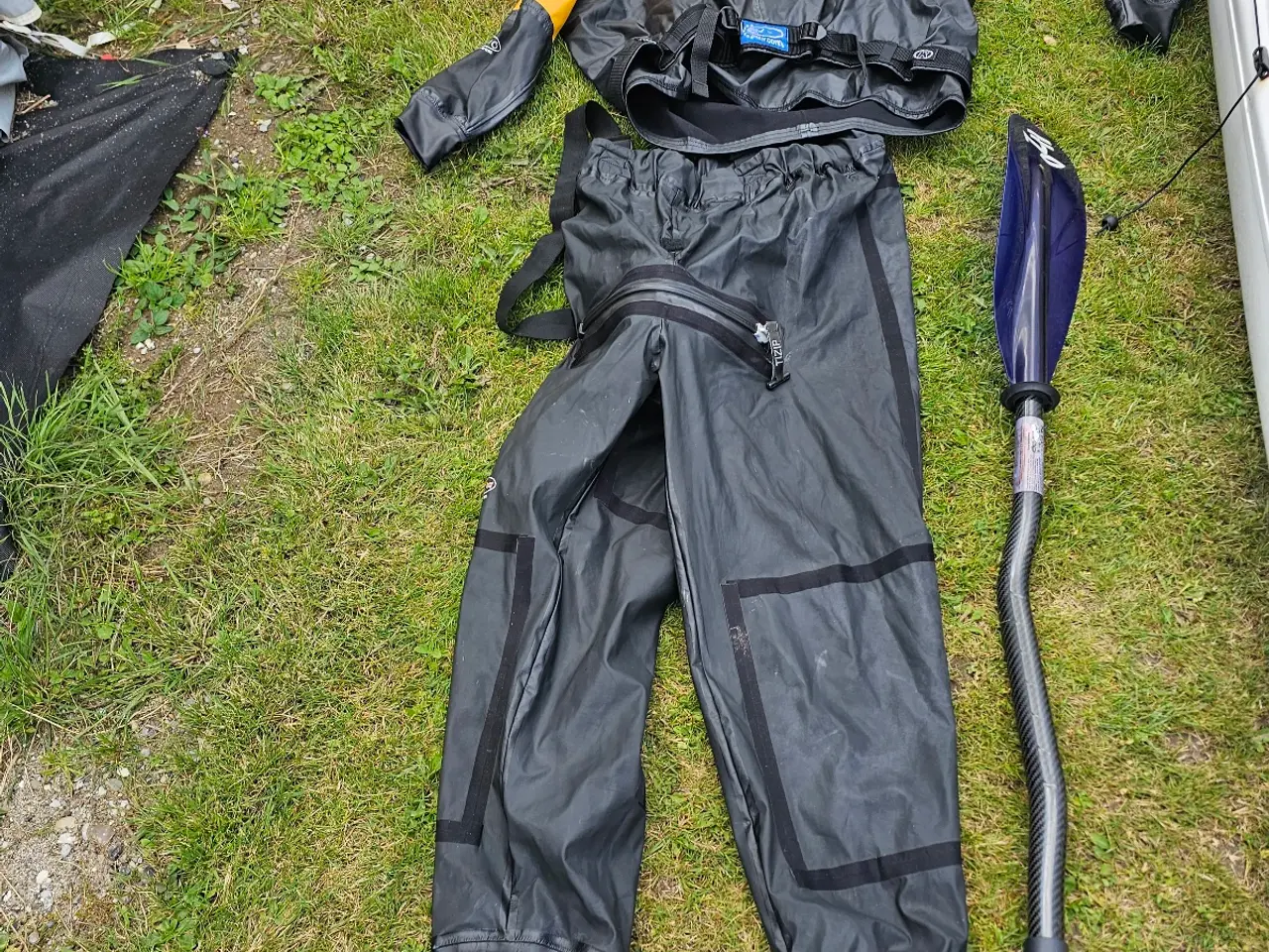 Billede 11 - H2O Carbon Fiber havkajak plus tilbehør