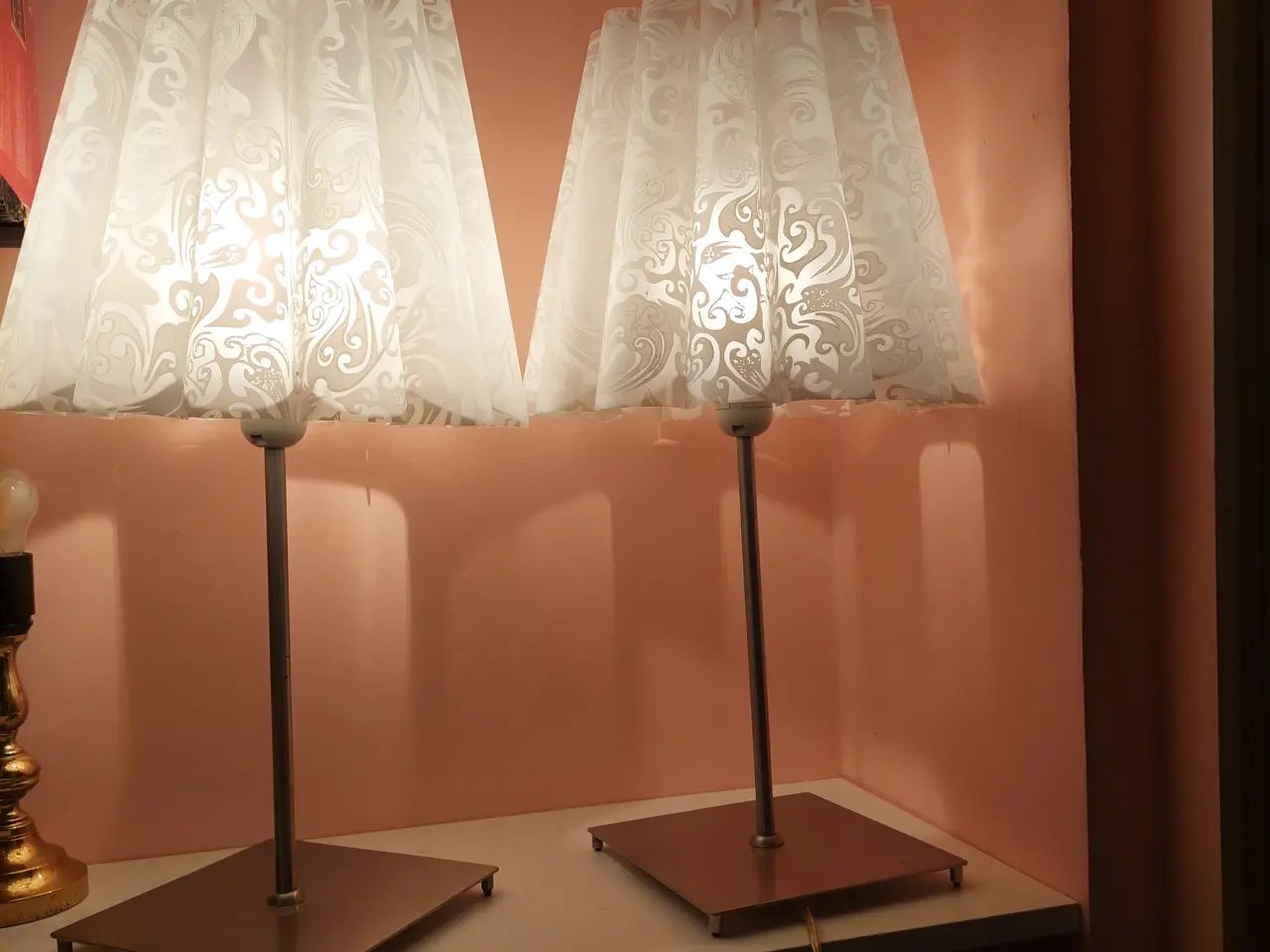 Billede 1 - 2 stk. Bordlampe i metal