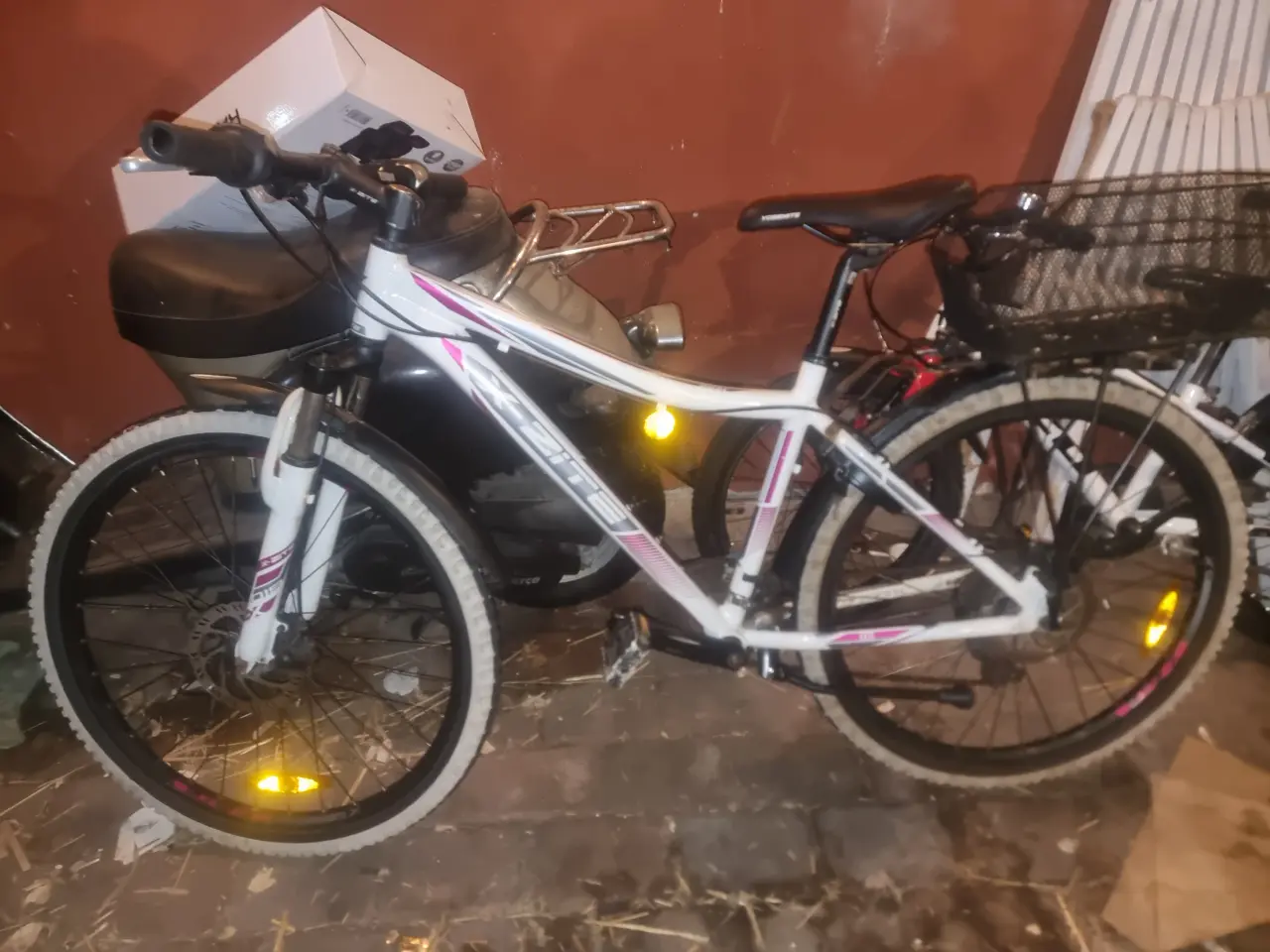 Billede 1 - Forskellige Børn cykler