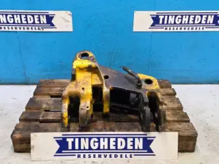 New Holland LB110 Beslag 85803623