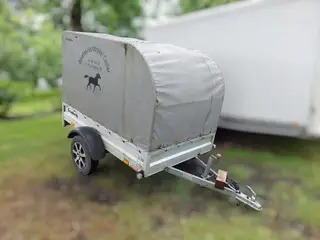 Leje af 500kg trailer