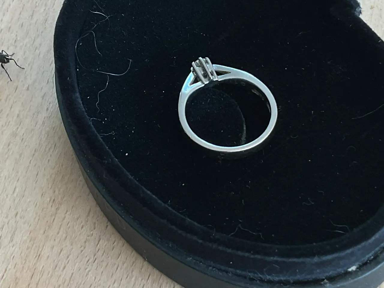 Billede 3 - Wesselton ring med diamant str 52