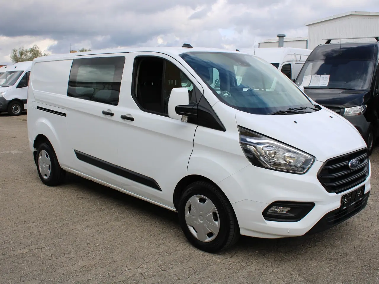 Billede 2 - Ford Transit Custom 320 L2 2,0 TDCi 130 Trend Mandskabsvogn