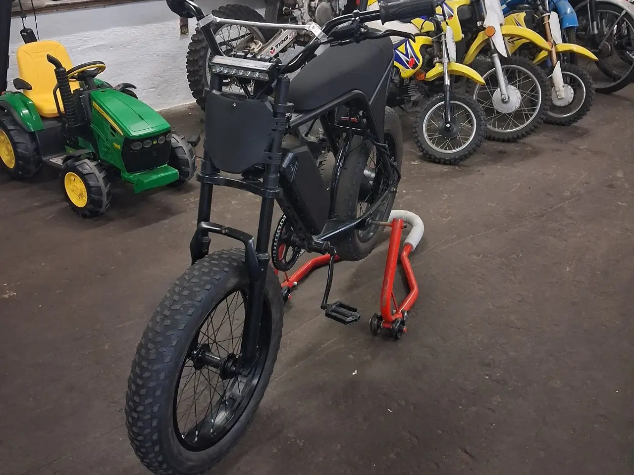 Billede 1 - Fed elcykel