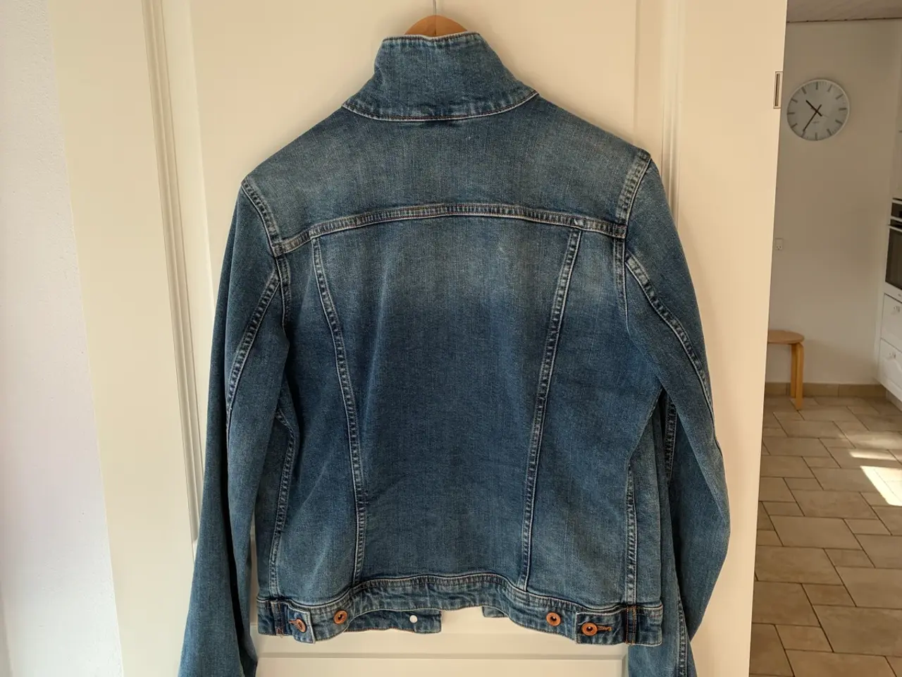 Billede 3 - Denimjakke m/stretch str. 38