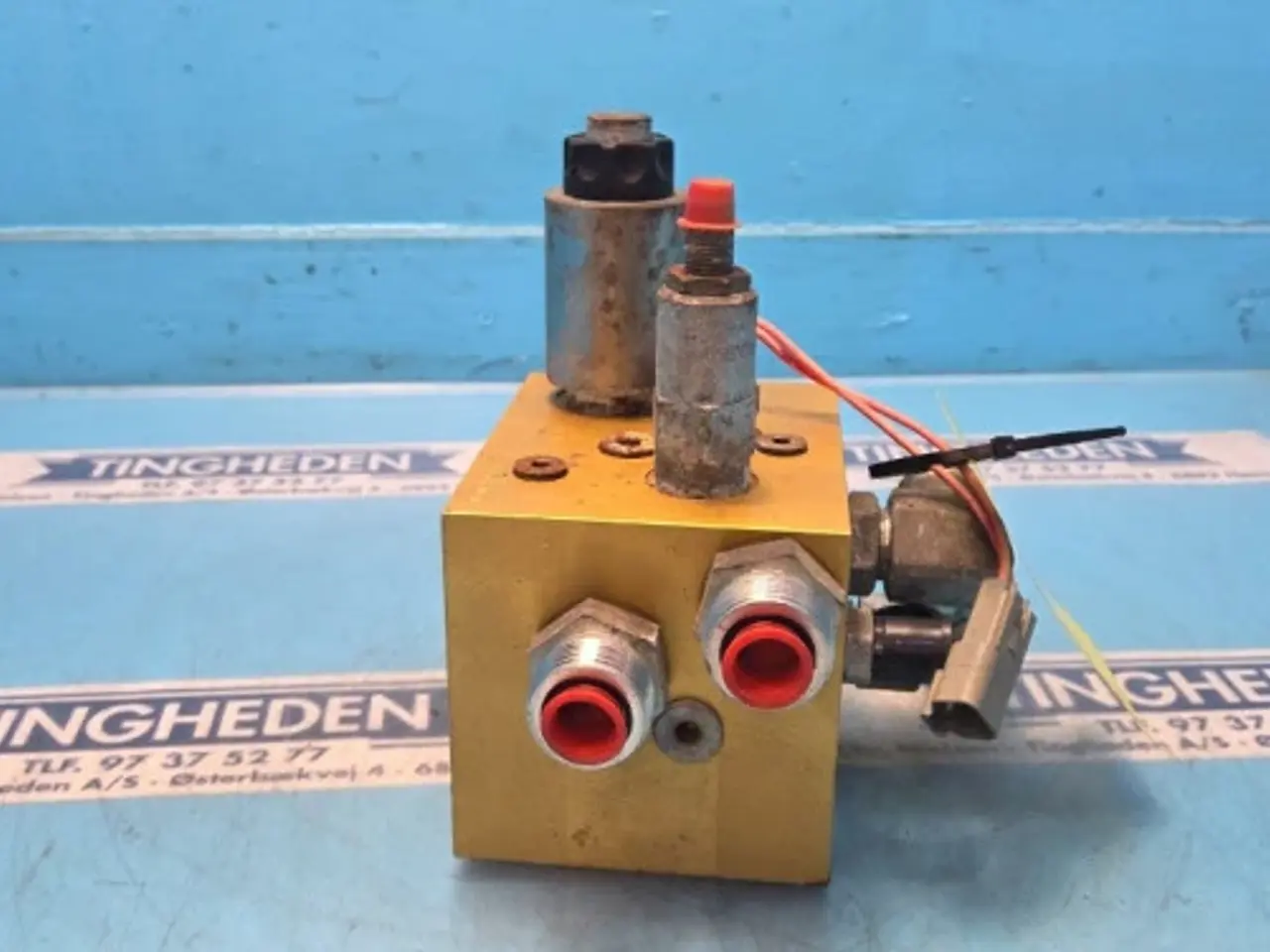 Billede 16 - Case 9120 Hydraulikventil 87482032