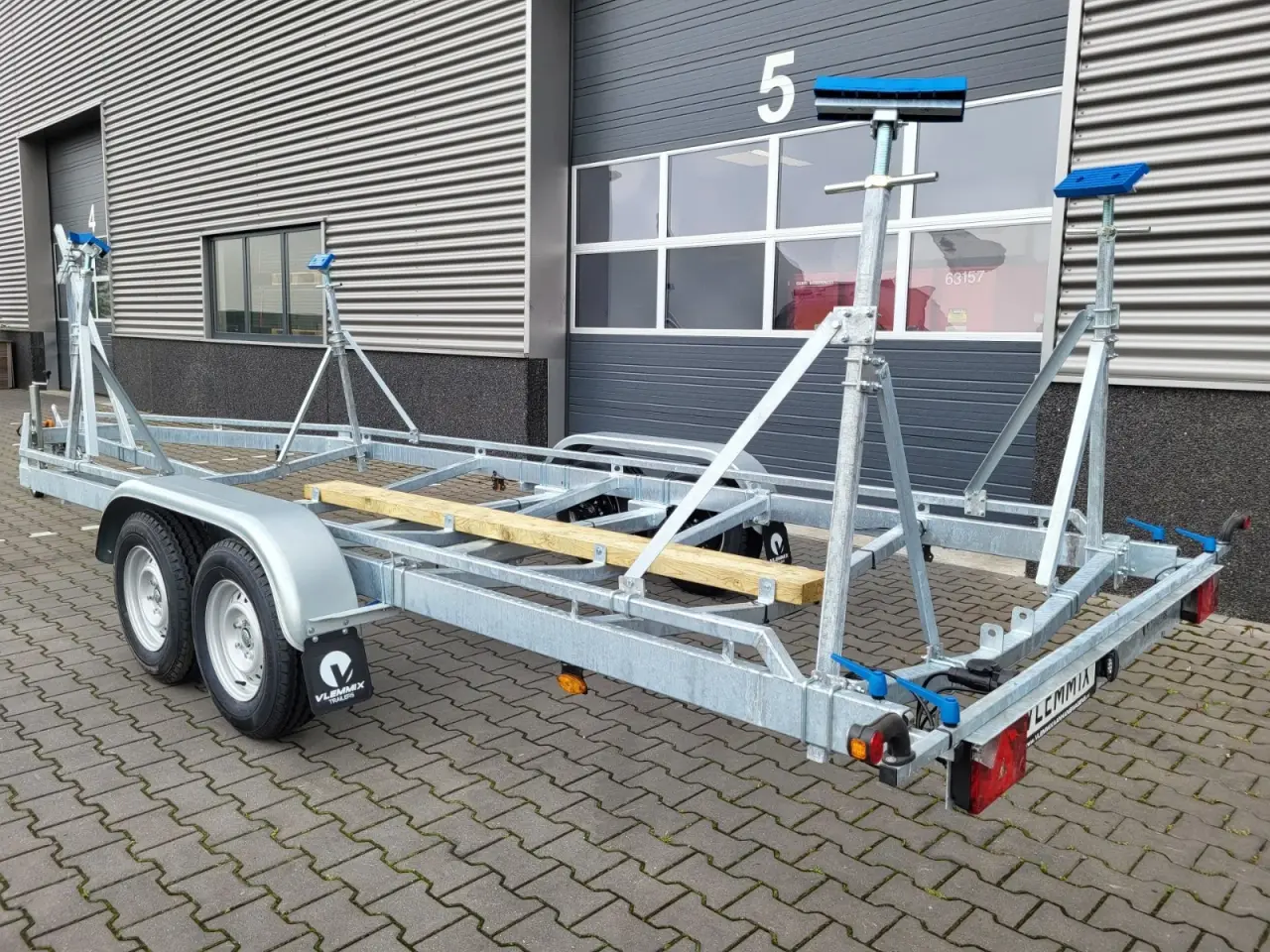 Billede 2 - Vlemmix Kølbådtrailer 840x250 3500