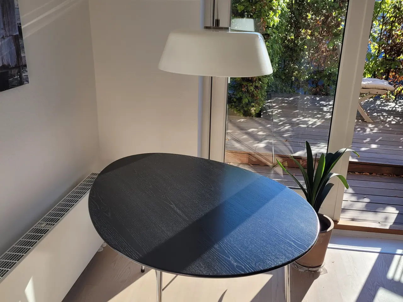Billede 1 - Arne Jacobsen 100års pakke. Komplet med 3 stole + 