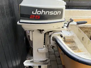 25 hk Johnson påhængsmotor langt ben 