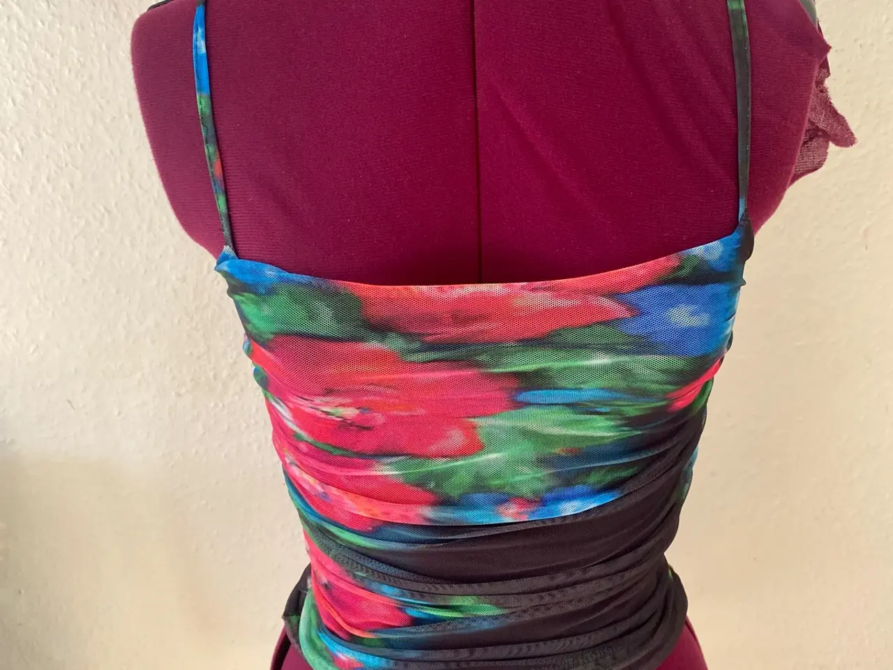Billede 5 - Asos top xs