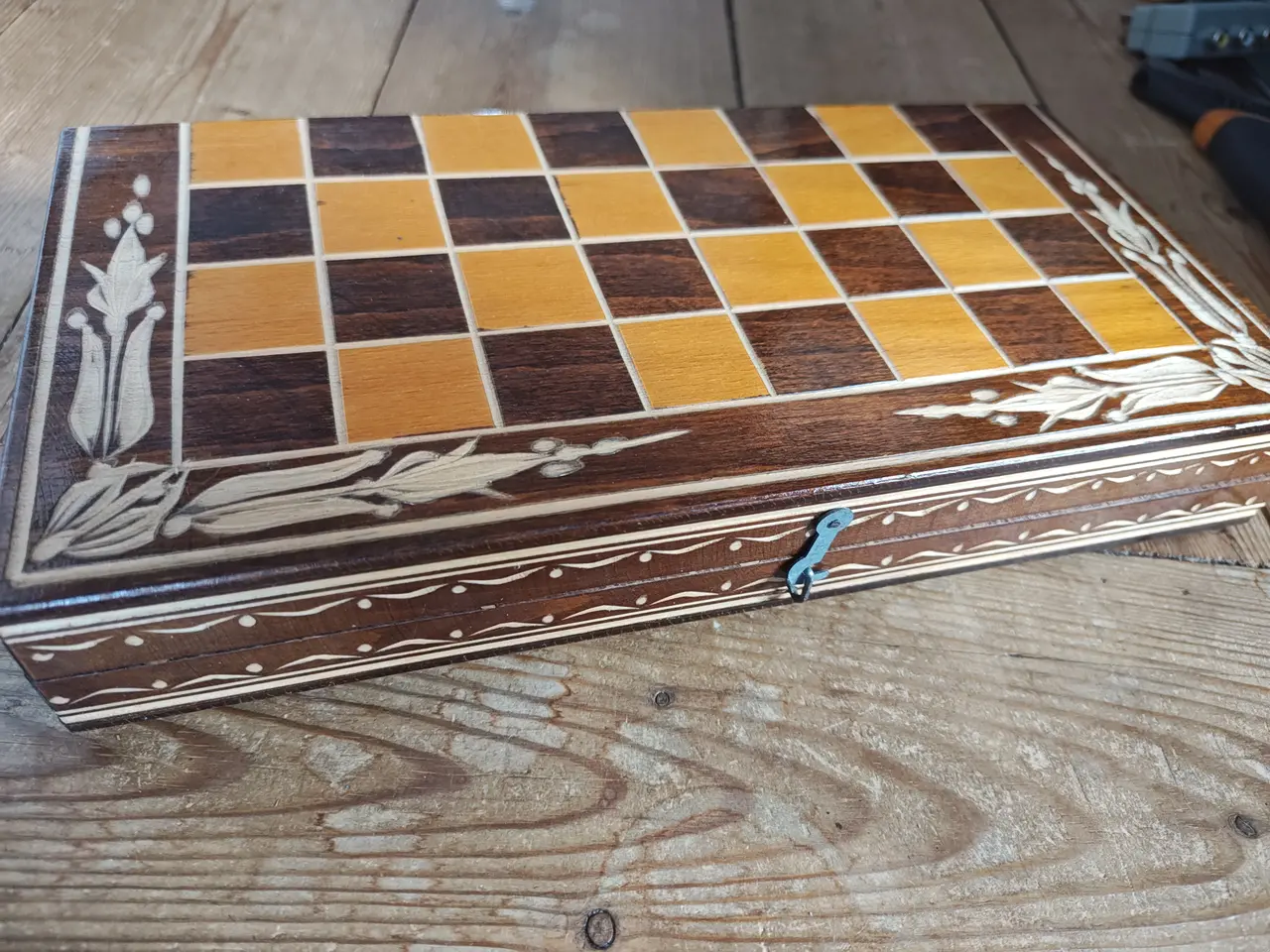 Billede 5 - Skak Brætspil i træ samt Backgammon