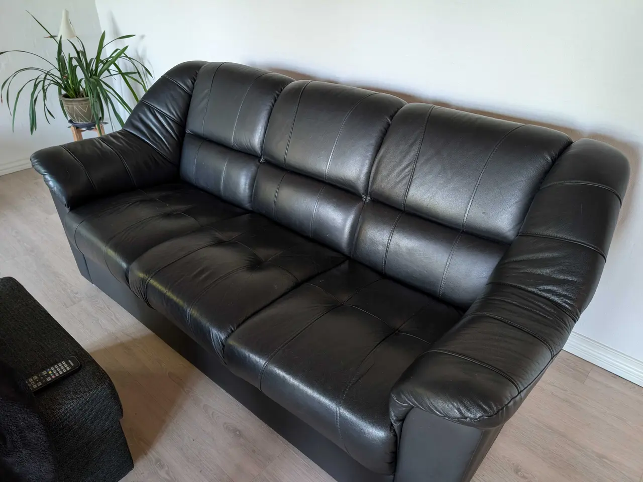 Billede 2 - Lædersofa 3 personer
