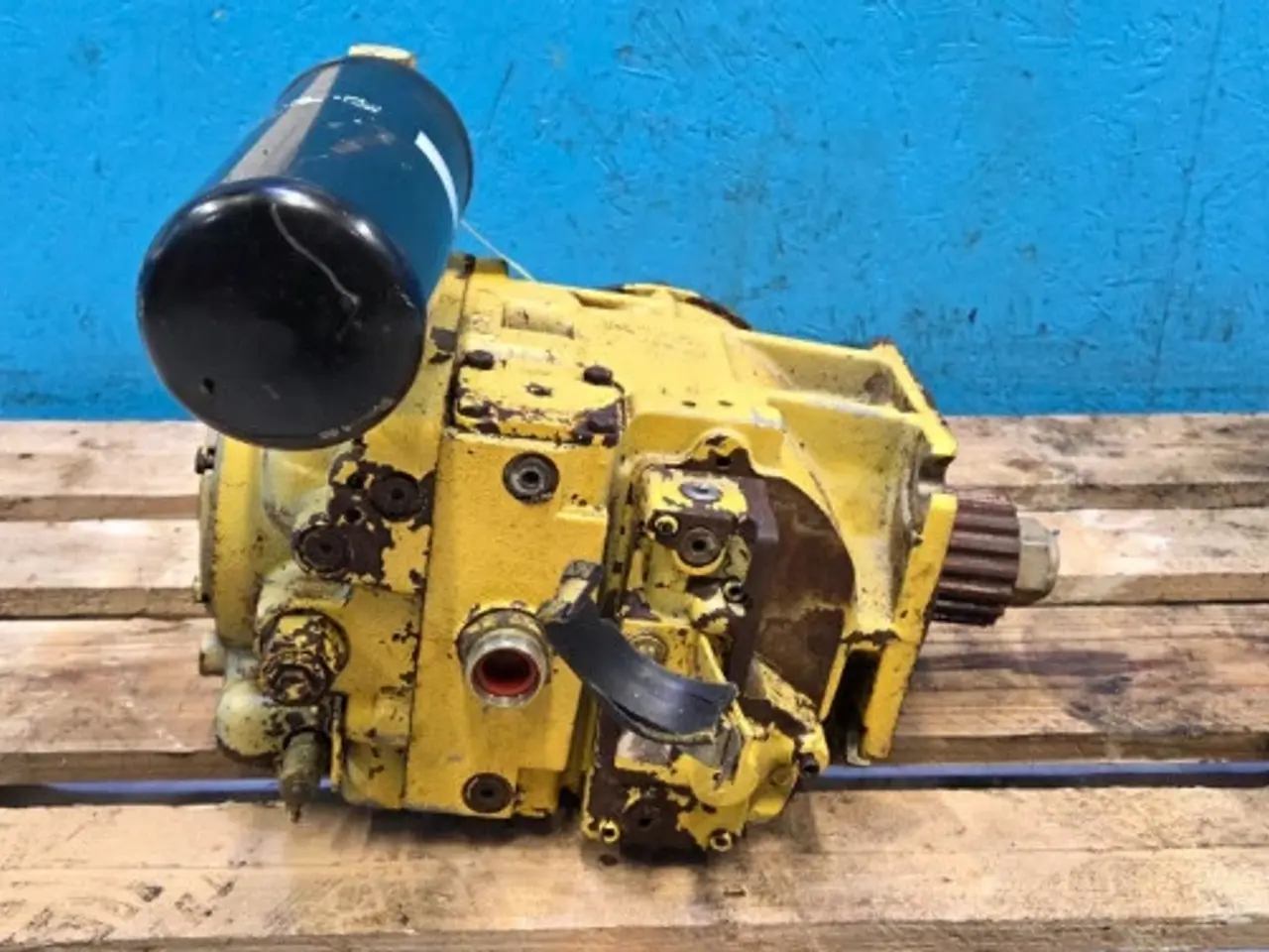 Billede 2 - New Holland TX68 Hydrostatisk Pumpe 9811195