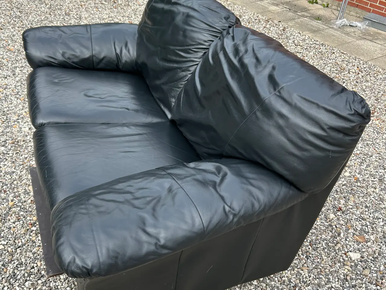 Billede 2 - Sort læder sofa til 2 pers.
