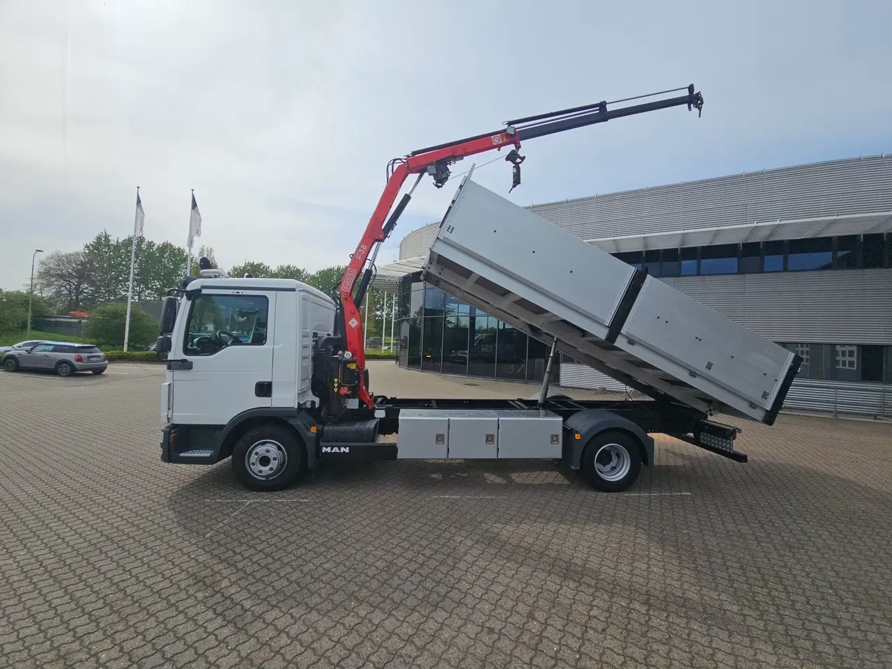 Billede 2 - MAN TGL 10.220, Tip-kran