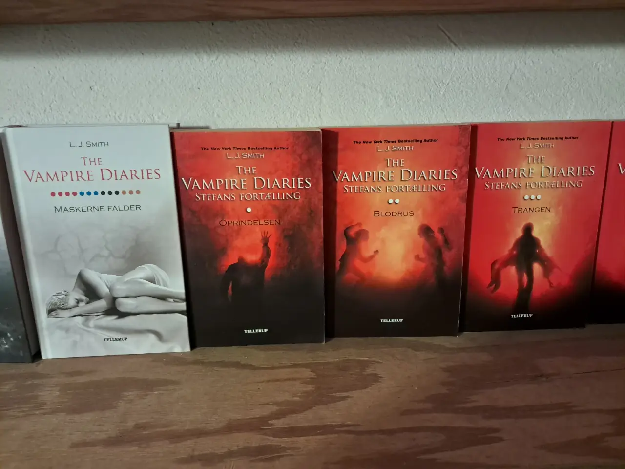 Billede 7 - Vampire diaries komplet