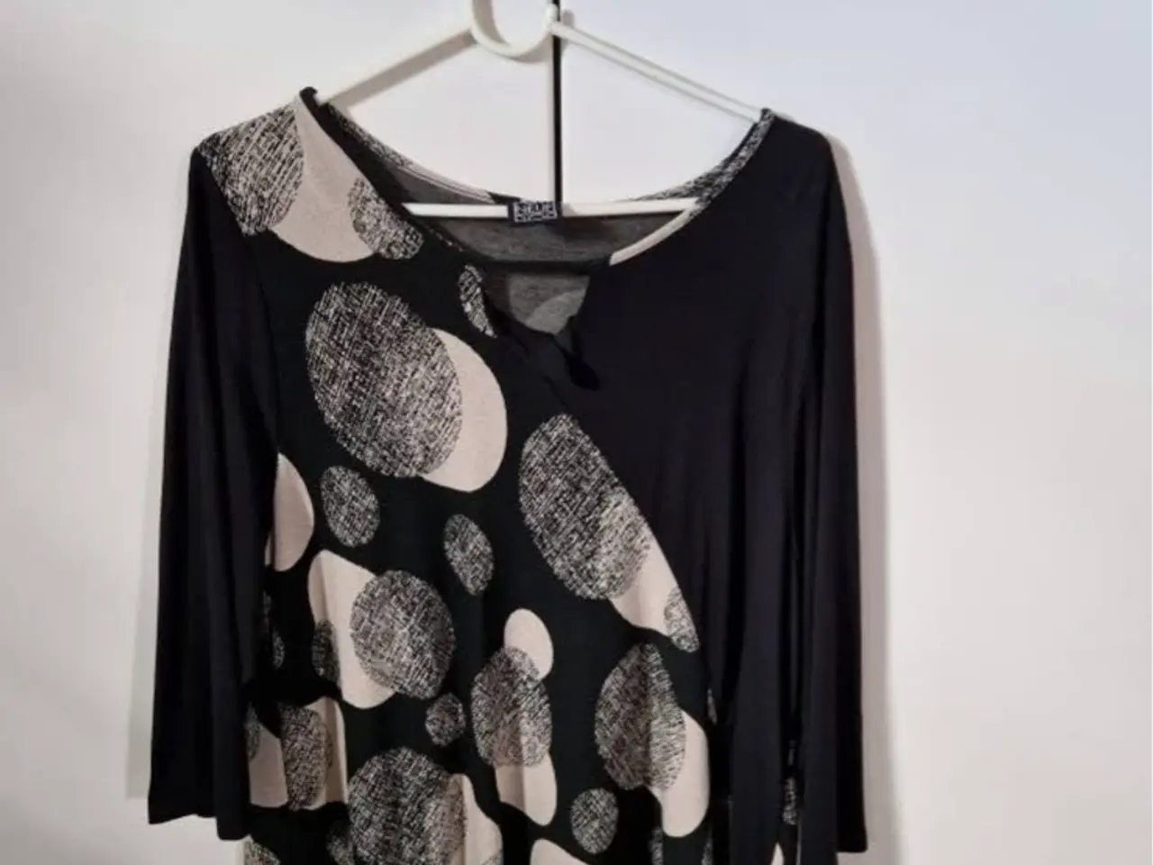 Billede 4 - Dame pakke habit og 3bluser