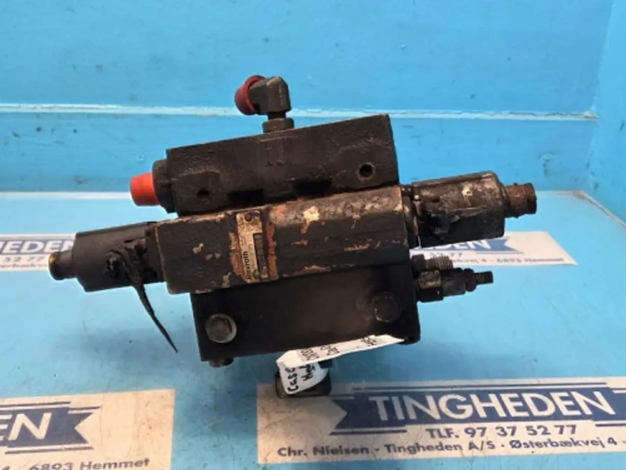 Billede 16 - Case 8010 Hydraulikventil 87313989