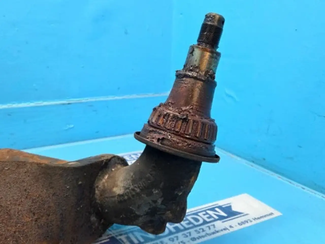 Billede 4 - New Holland TX62 Spindel L. 9833570