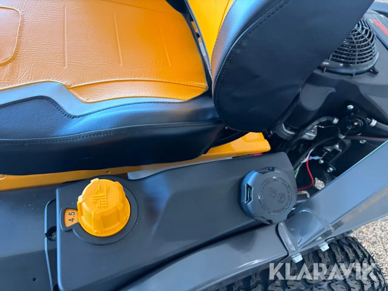 Billede 11 - Græsslåmaskine Cub cadet 17BIGBYN603