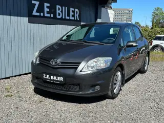 Toyota Auris 1,6 T2