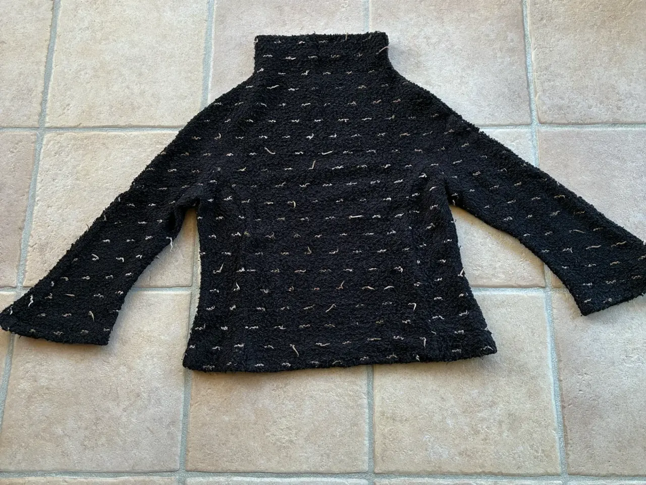 Billede 1 - Eget design sweater str. 44