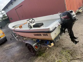 Sander 500 båd med 20 hk Suzuki motor