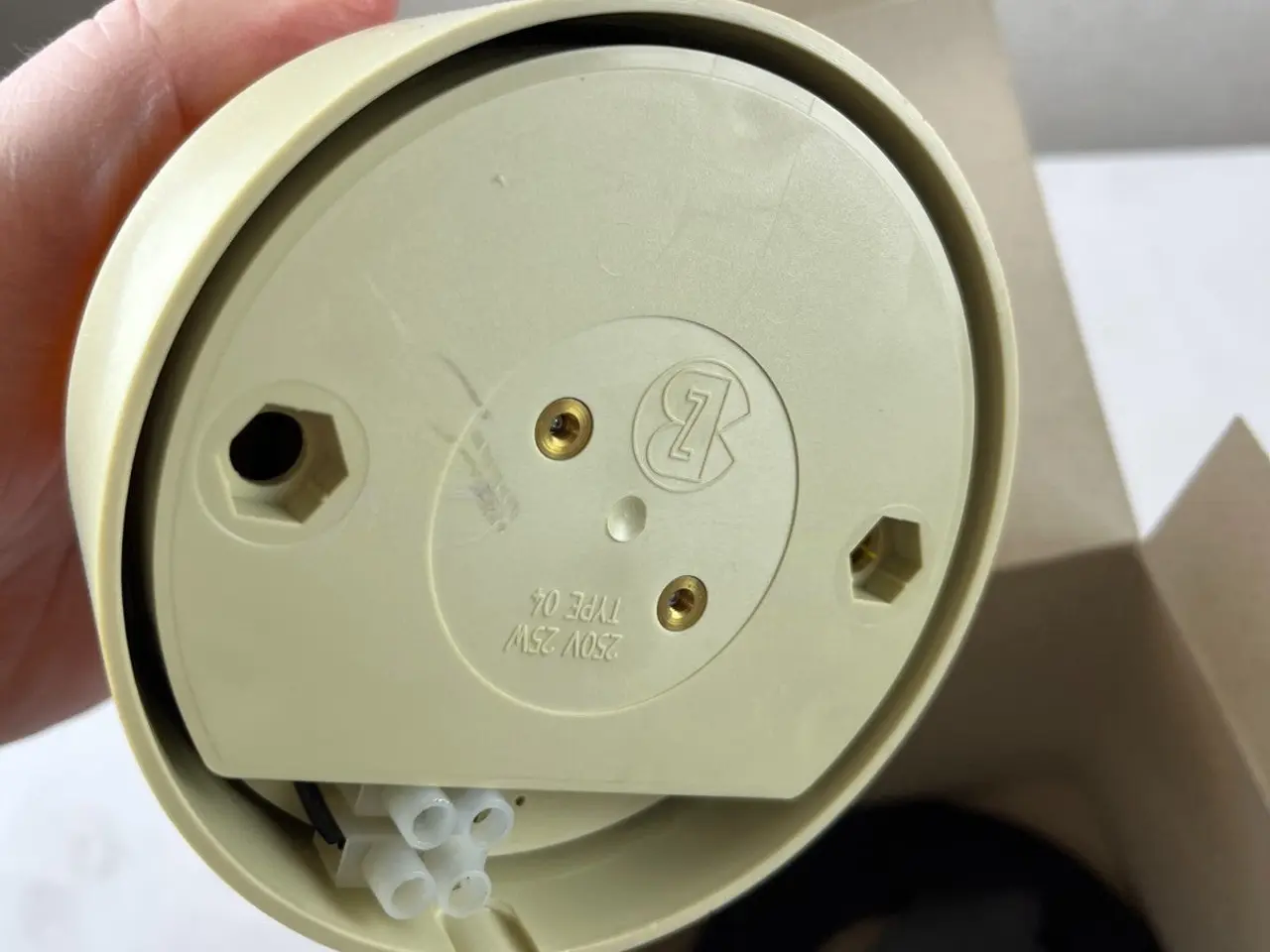 Billede 8 - Bezet Typ 04‑H Aufputzleuchte IP54 230V E14 Amber