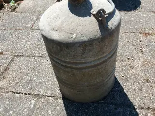 Retro petroleumsdunke