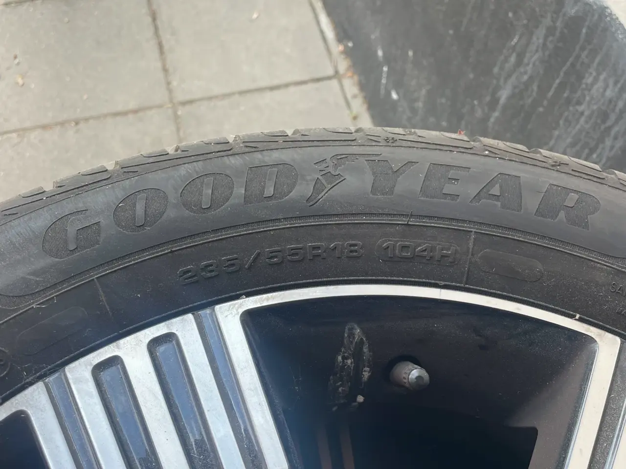 Billede 2 - Alufælge med vinterdæk til Volvo