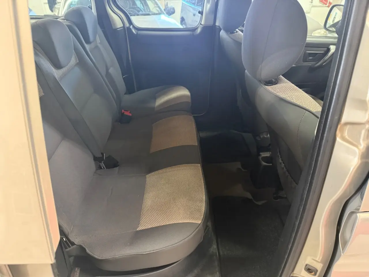 Billede 9 - Citroën Berlingo 1,6i 16V Multispace Clim.