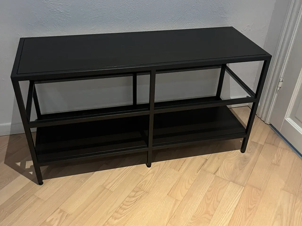 Billede 1 - Tvbord eller reol