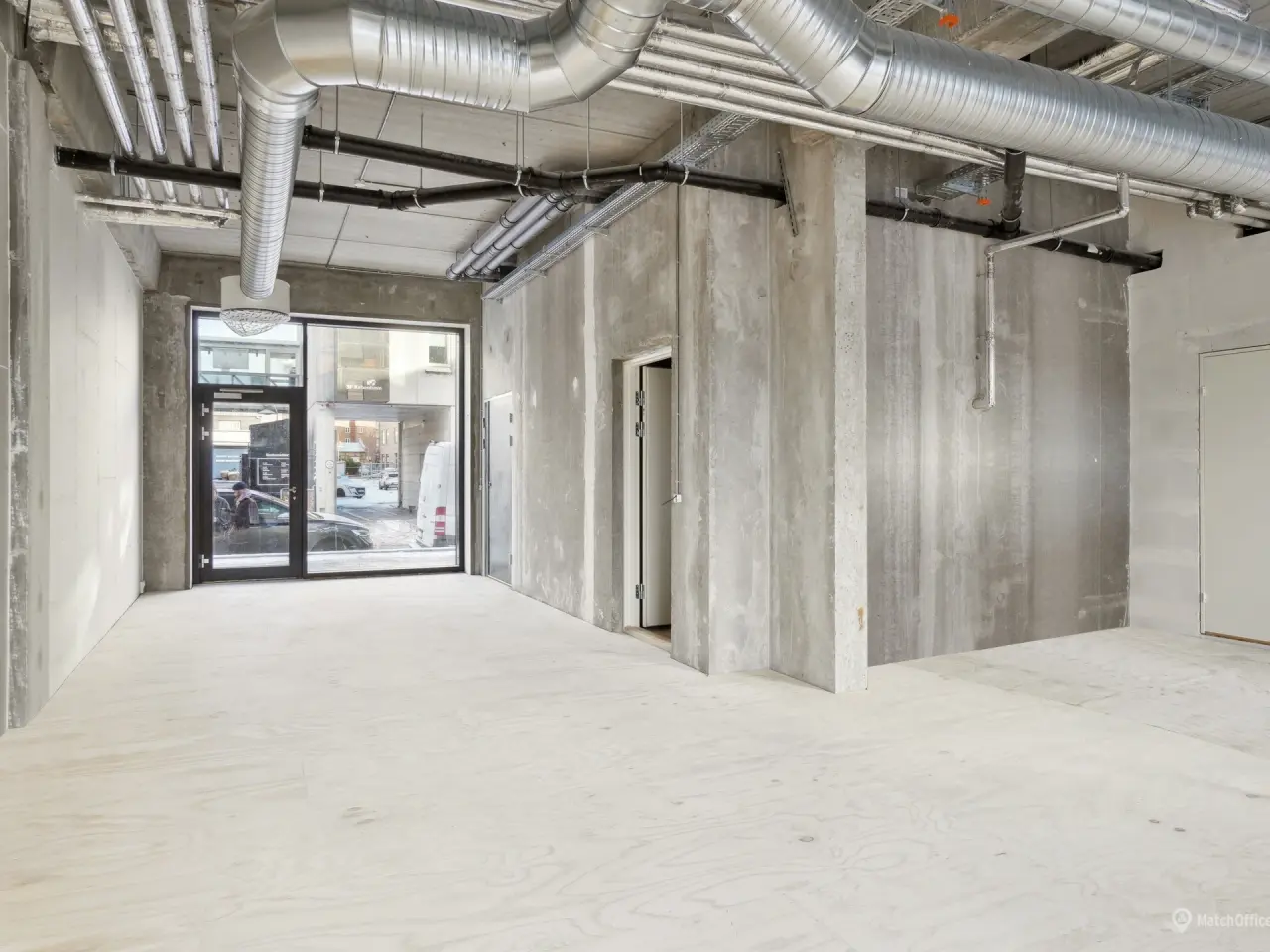 Billede 4 - Hjørnelejemål på 149 m² med markant synlighed mod gaden
