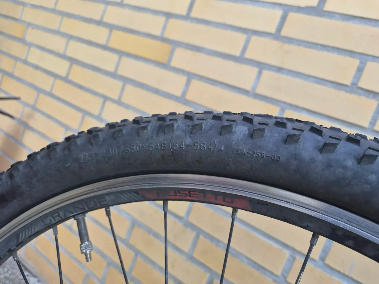 Billede 4 - Cykel skal lappes
